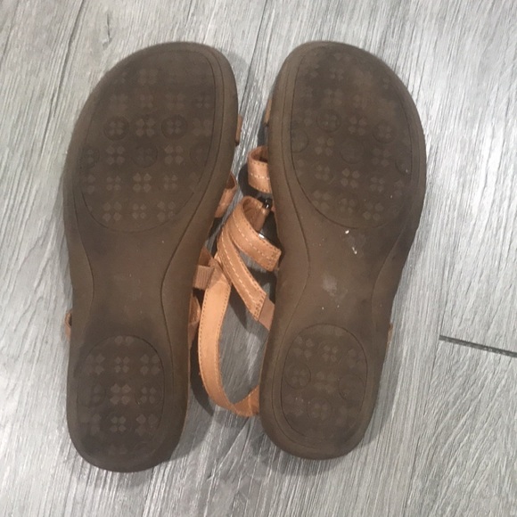 Naturalizer Every Brown Leather Adjustable Sandals - Picture 8 of 9